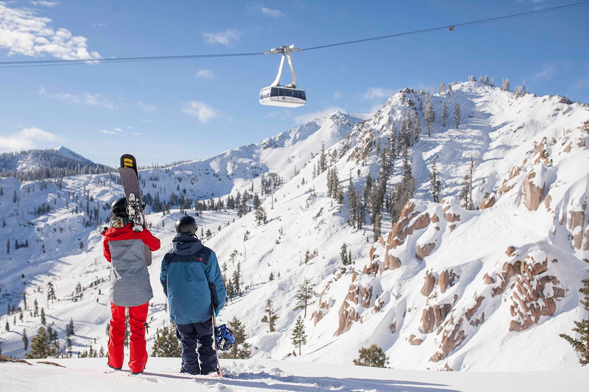 Squaw Valley Ski Holidays Ski Safari