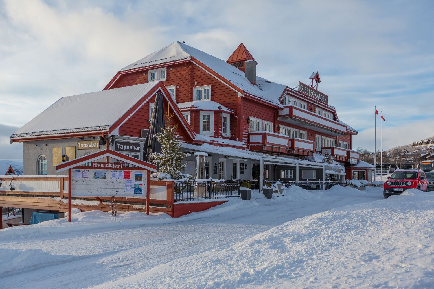 Gjestegaarden Apartments in Beitostølen, Norway Ski Safari