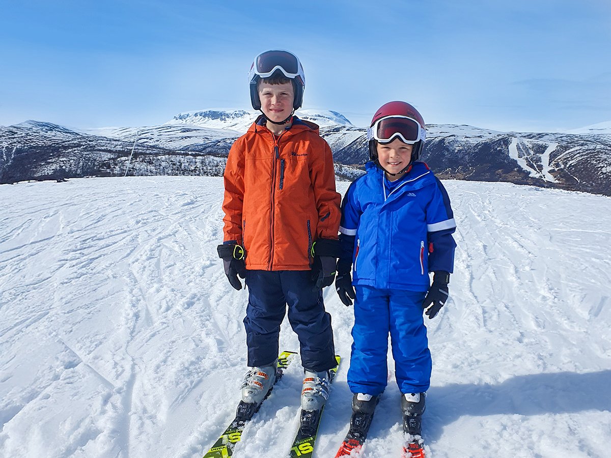 Expect plenty of daylight hours over Easter, with bright blue skies during the day like Esme's family had in Geilo Expect plenty of daylight hours over Easter, with bright blue skies during the day like Esme's family had in Geilo