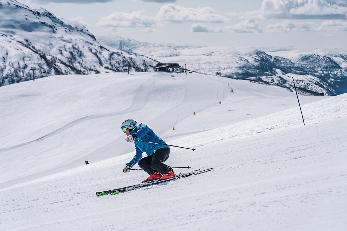Intermediates will love Myrkdalen's wide, empty groomers © Sverre Hjornevik Intermediates will love Myrkdalen's wide, empty groomers © Sverre Hjornevik
