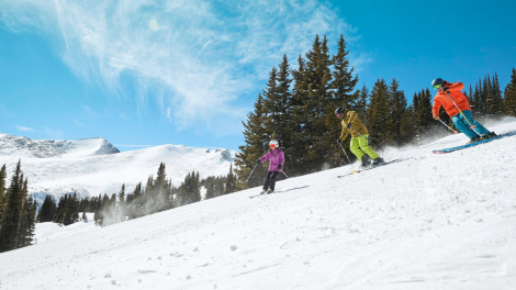 Bluebird Family Skiing in Breckenridge © Andrew Maguire Bluebird Family Skiing in Breckenridge © Andrew Maguire