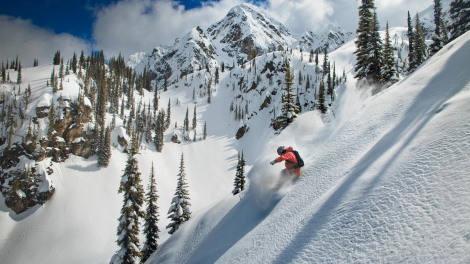 Steep Boarding in Revelstoke © Ian Houghton / Revelstoke Mountain Resort